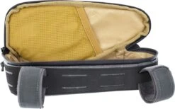 Evoc - Sacoche De Cadre 1L - Bikepacking -Électriques Vélo Pièces Magasin evoc sacoche de cadre 1l gris carbone ouverte 3840x2160