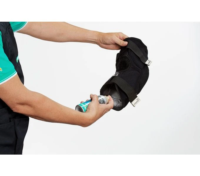 Motorex - Helmet Care Spray - Mousse Nettoyante Pour Casque Vélo 3 Motorex - Helmet Care Spray - Mousse Nettoyante Pour Casque Vélo – Image 3